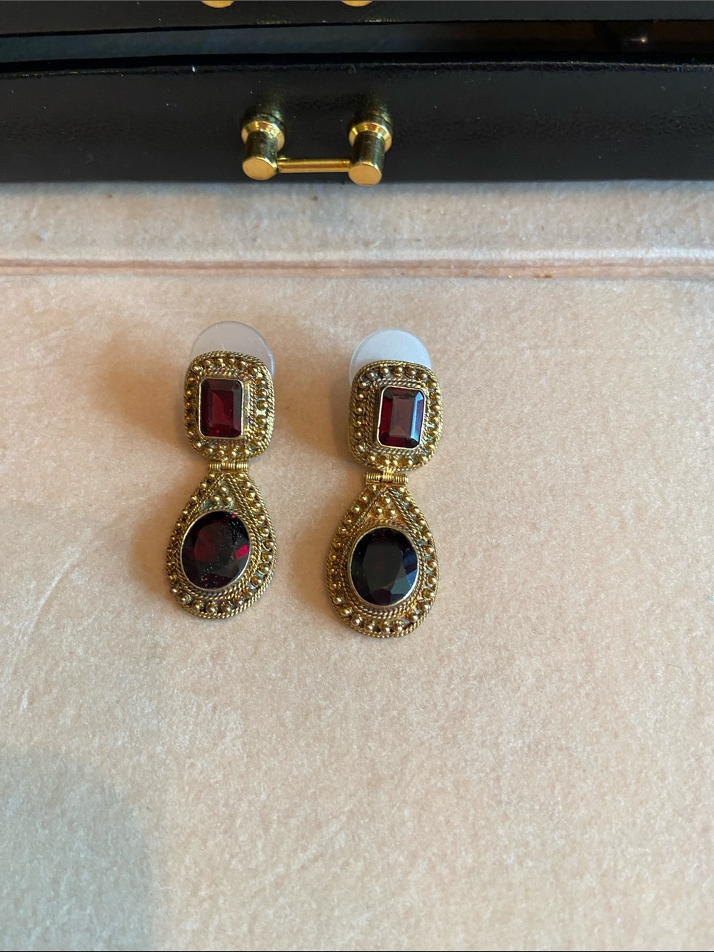 Vintage Smithsonian Ornate Antique Gold Beaded Garnet Dangle Earrings. Mint.
